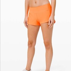 size 4 lululemon speed up 2.5” shorts!!!